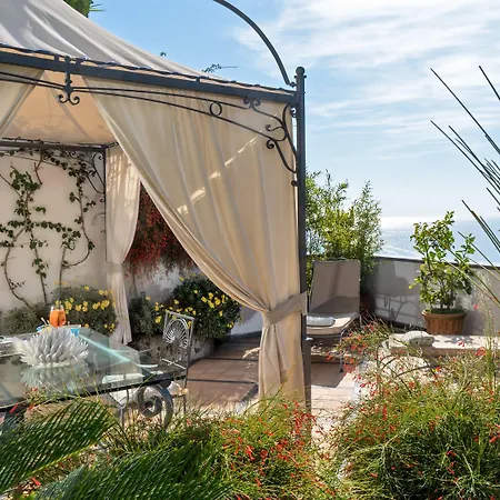 Hotel Punta Regina 4*