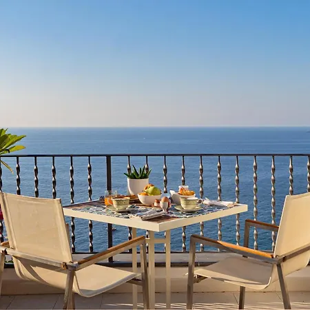 Punta Regina Ποζιτάνο