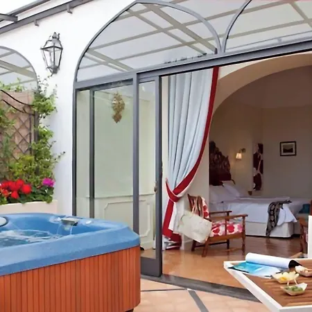 Punta Regina Ξενοδοχείο 4*