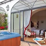 Punta Regina Hotel 4*