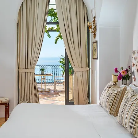 Punta Regina 4*