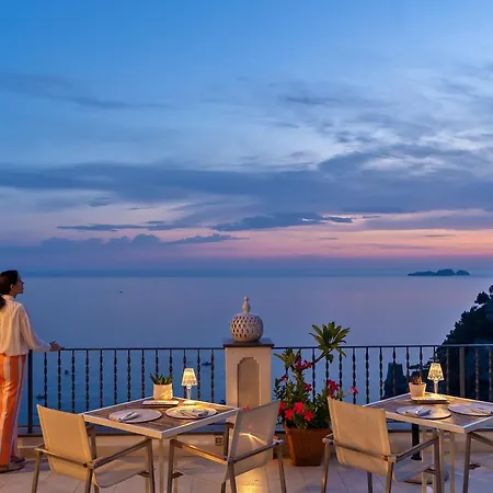 Punta Regina 4*