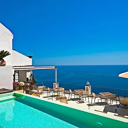 Punta Regina 4*