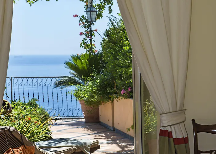 Hotel Punta Regina 4*