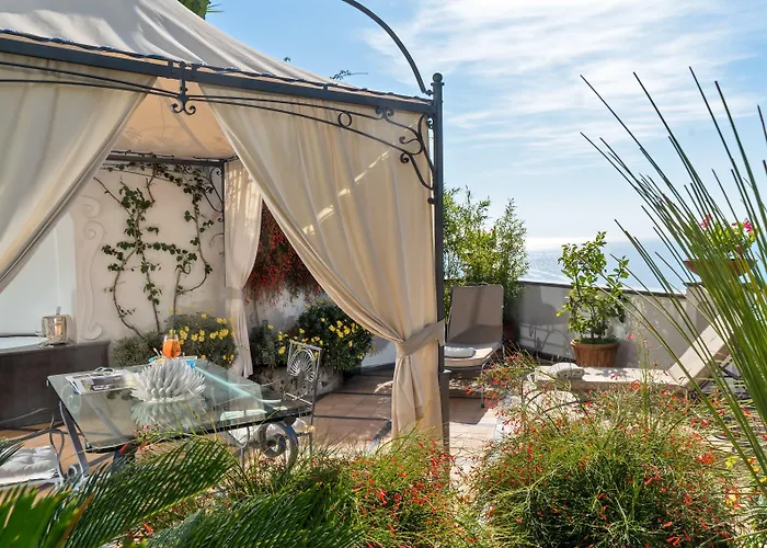 Hotel Punta Regina 4*