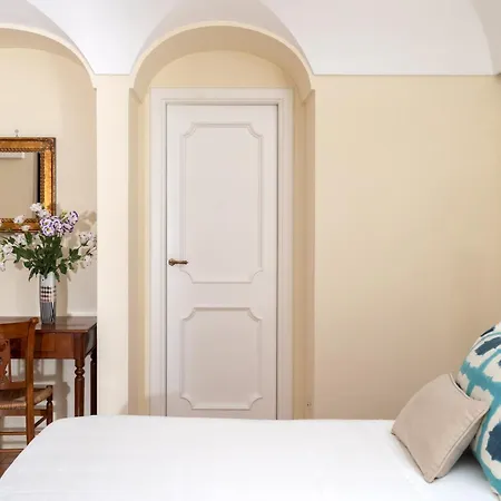 Punta Regina Hotell 4*