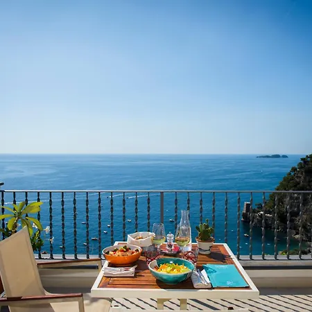 Punta Regina Szálloda