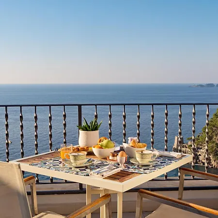 Punta Regina Hotell