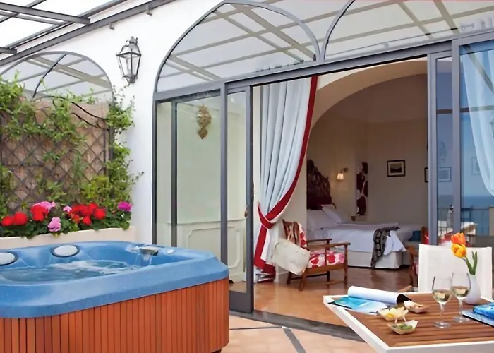 Punta Regina Hotel 4*